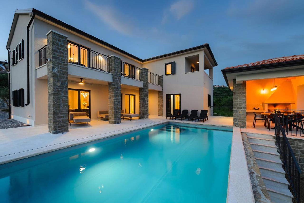 Villa San Sebastian *